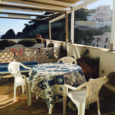 Agenzia Isotur Nontiscordardime Apartment Ponza Exterior photo